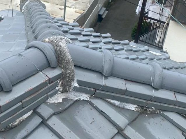 姫路市で雨漏りした瓦屋根の棟部